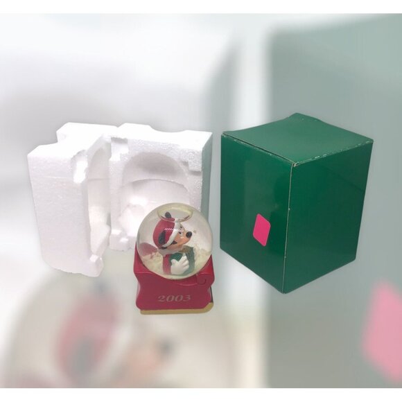 Disney Mickey Mouse Snow Globe 2003 Santa Sleigh JCPenney Exclusive - Picture 2 of 12